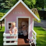 różowy domek dla dzieci do ogrodu maków podhalański