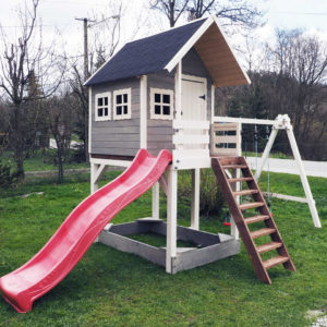 Drewniany Domek dla Dzieci ze Zjeżdżalnią i Huśtawką