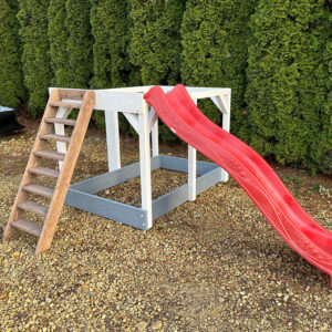 Drewniany podest 130 cm ze zjeżdżalnią